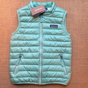 Patagonia Kids Vest in Light Blue gently worn